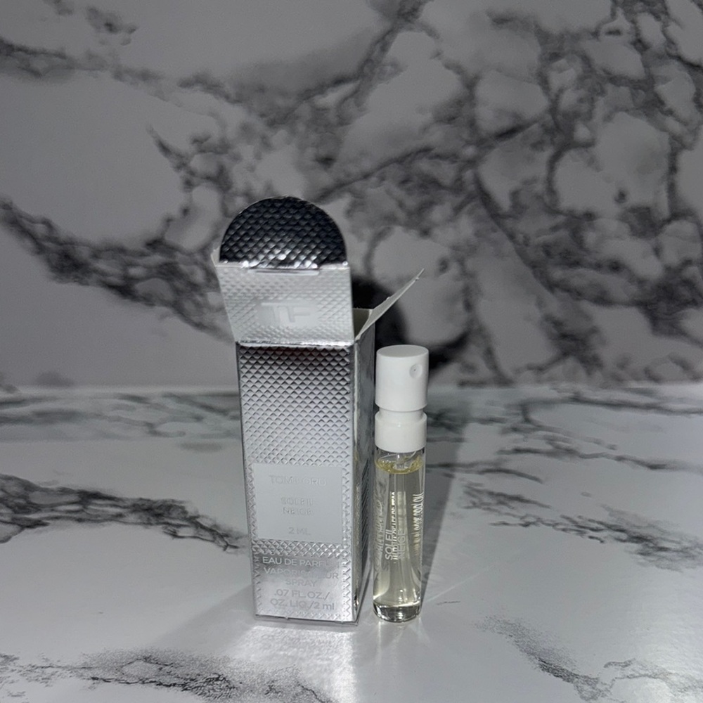 NWT Tom Ford: add 4 single samples to a bundle. Each bundle price is $30